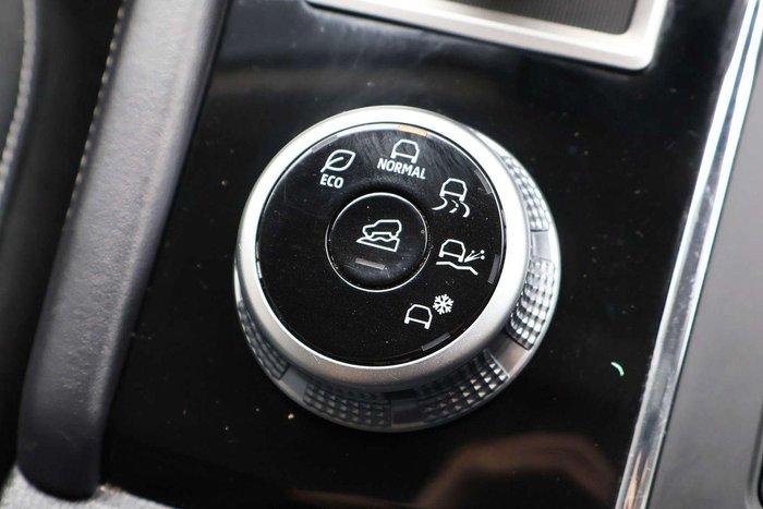 2024 Mitsubishi Outlander ES