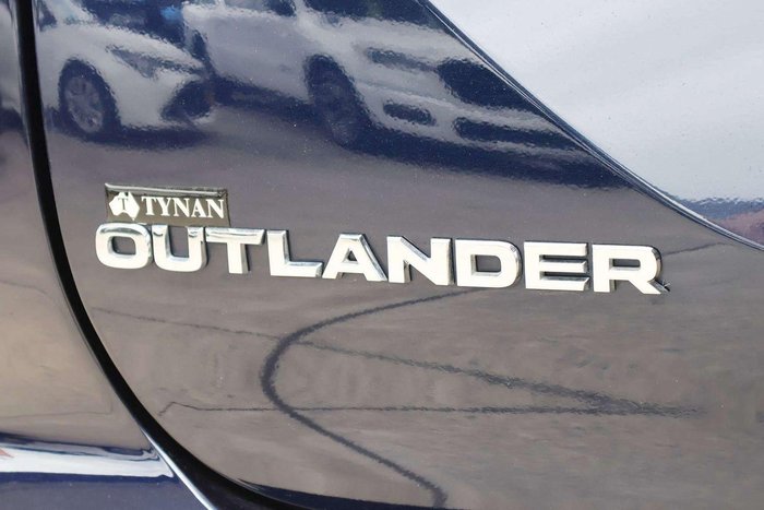 2024 Mitsubishi Outlander ES