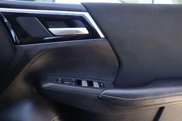 2024 Mitsubishi Outlander ES