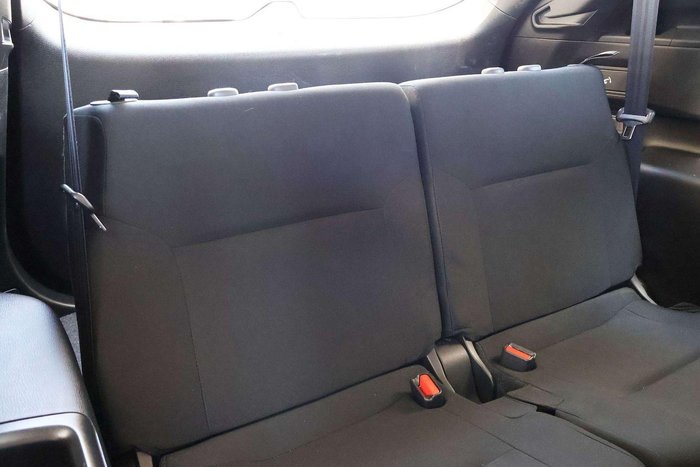 2024 Mitsubishi Outlander ES