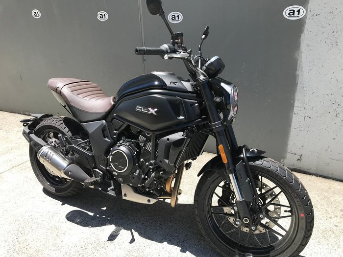 2024 CFMOTO 700 CL-X Heritage