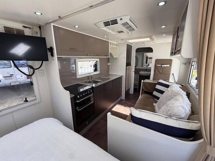 2015 New Age Caravans Manta Ray