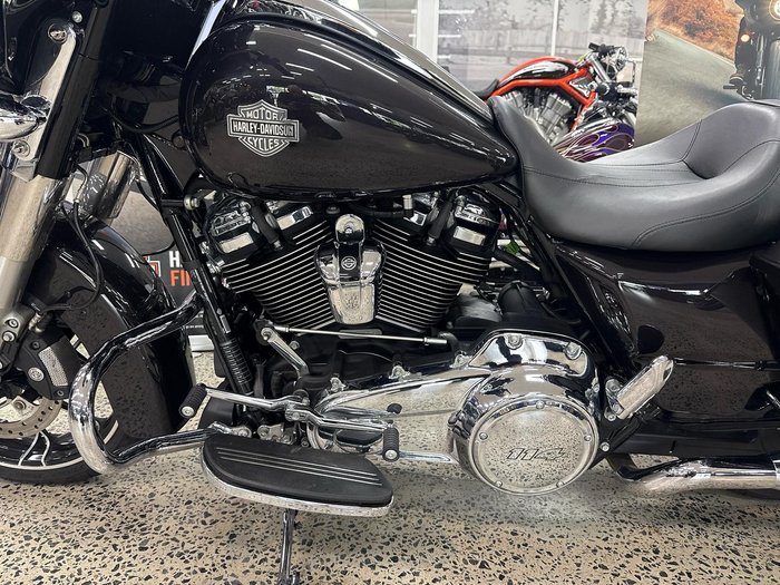 2021 Harley-Davidson Street Glide Special 114 (FLHXS) Touring Black