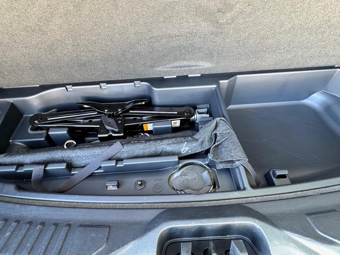 2024 Ford Everest Sport