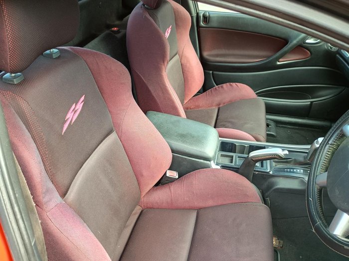 2005 Holden Ute SS VZ Redhot