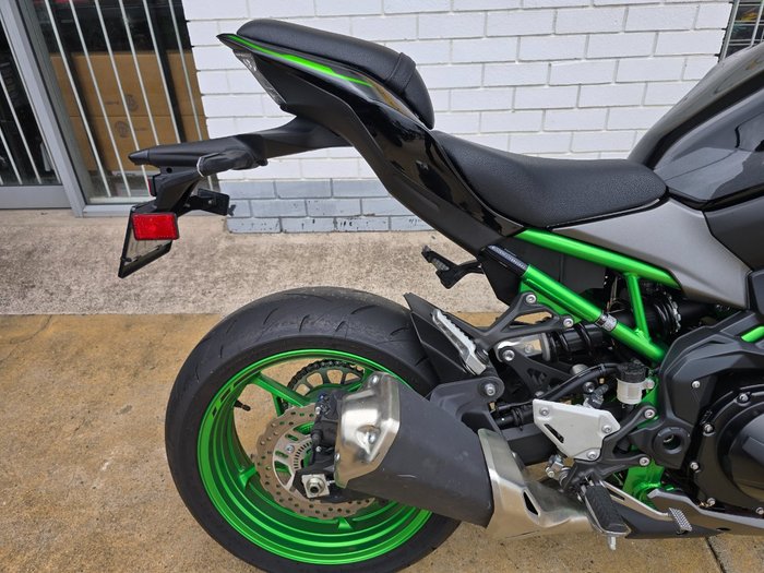 2023 Kawasaki Z900 (ZR900) Black