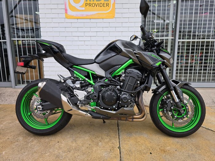 2023 Kawasaki Z900 (ZR900) Black