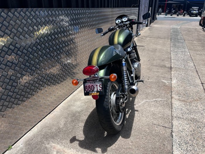 2012 Triumph THRUXTON 900 GREEN