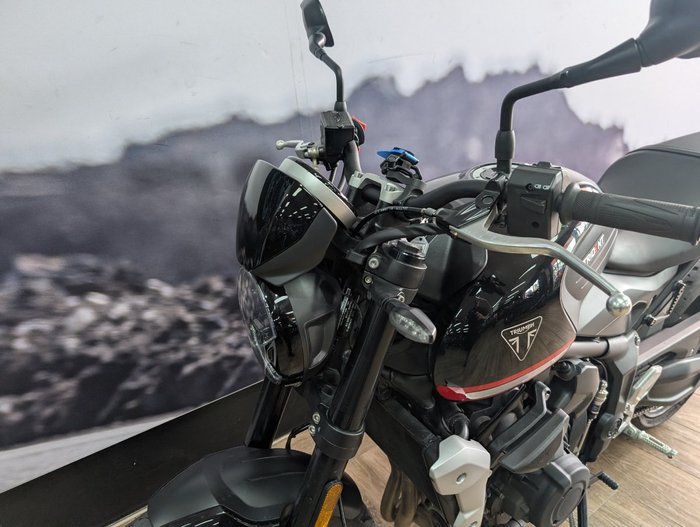 2022 Triumph TRIDENT 660 Black