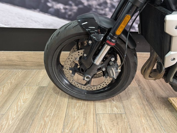 2022 Triumph TRIDENT 660 Black