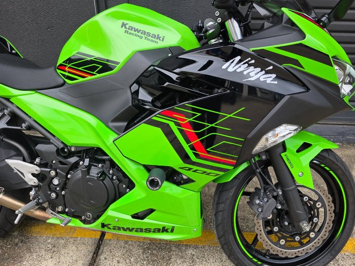 2024 Kawasaki NINJA 400 KRT INSPIRED CG GREEN