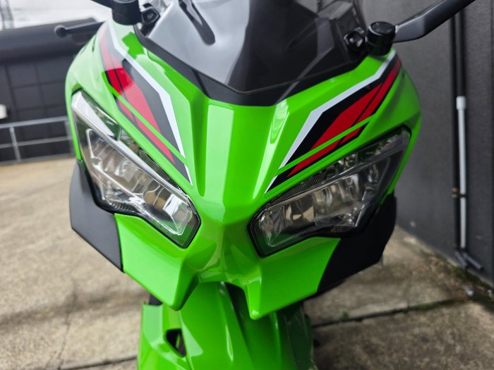 2024 Kawasaki NINJA 400 KRT INSPIRED CG GREEN
