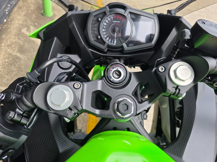 2024 Kawasaki NINJA 400 KRT INSPIRED CG GREEN