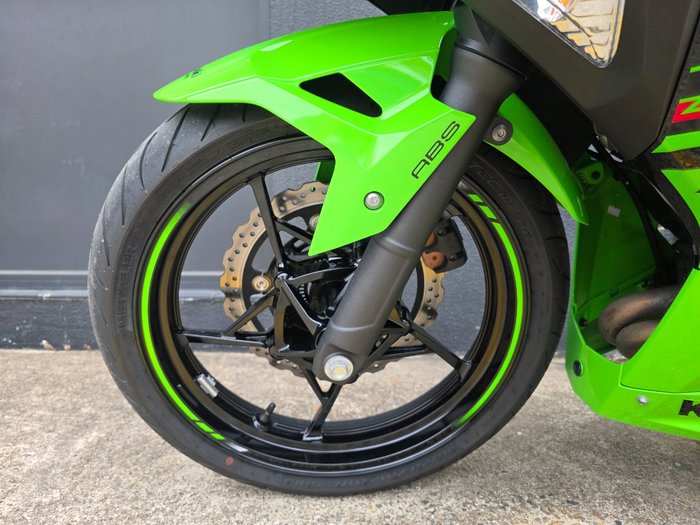 2024 Kawasaki NINJA 400 KRT INSPIRED CG GREEN