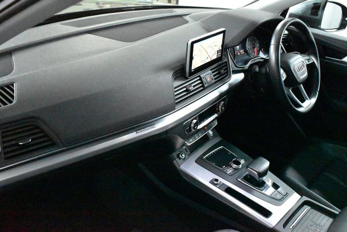 2019 Audi Q5 45 TFSI design