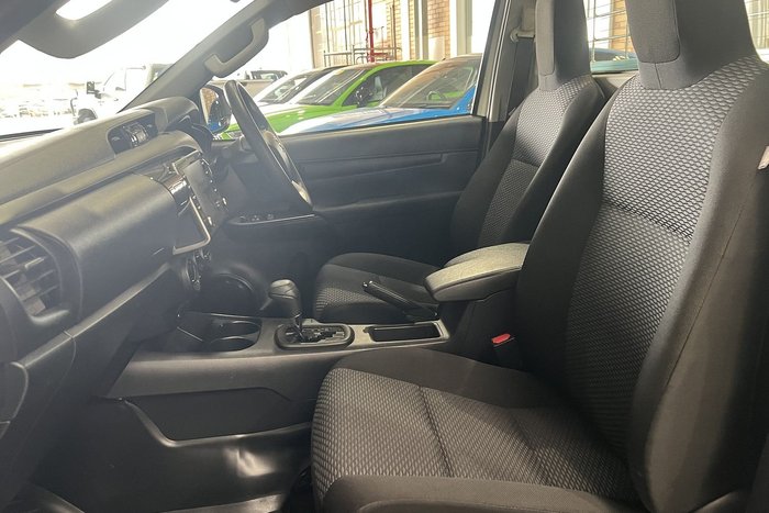 2024 Toyota Hilux Workmate