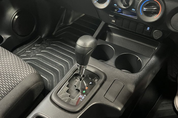 2024 Toyota Hilux Workmate