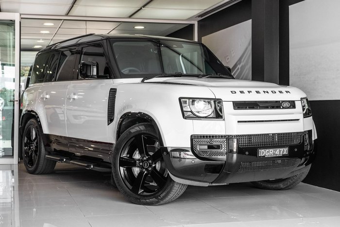 2025 Land Rover Defender 110 D350 X-Dynamic SE