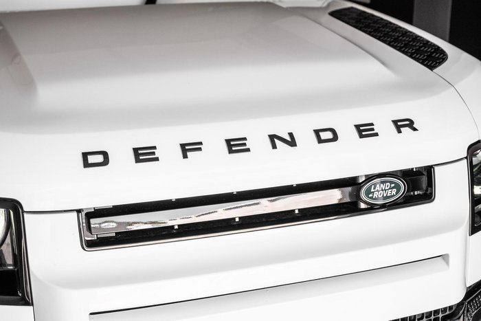 2025 Land Rover Defender 110 D350 X-Dynamic SE