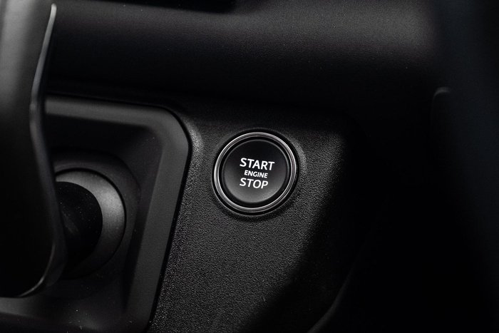 2025 Land Rover Defender 110 D350 X-Dynamic SE