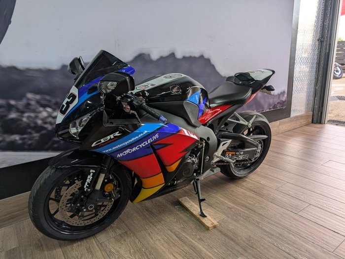 2013 Honda CBR1000RR (FIREBLADE) RED