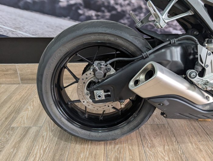 2013 Honda CBR1000RR (FIREBLADE) RED