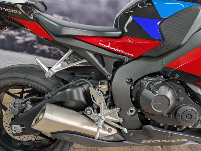 2013 Honda CBR1000RR (FIREBLADE) RED