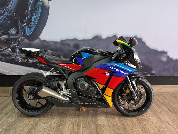 2013 Honda CBR1000RR (FIREBLADE) RED