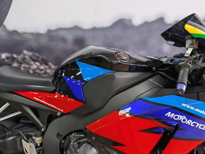 2013 Honda CBR1000RR (FIREBLADE) RED