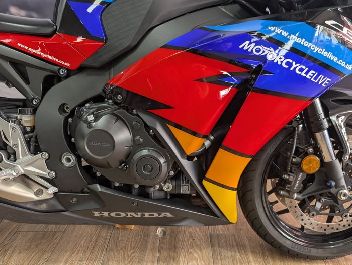 2013 Honda CBR1000RR (FIREBLADE) RED