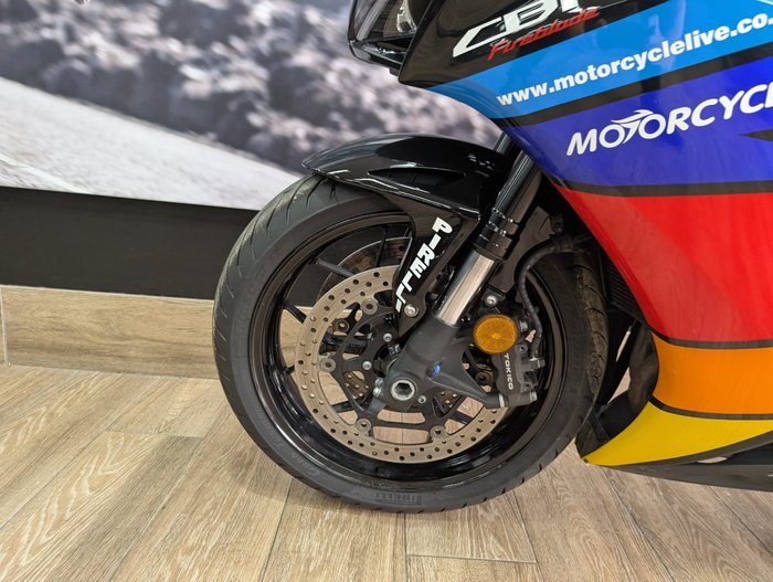 2013 Honda CBR1000RR (FIREBLADE) RED