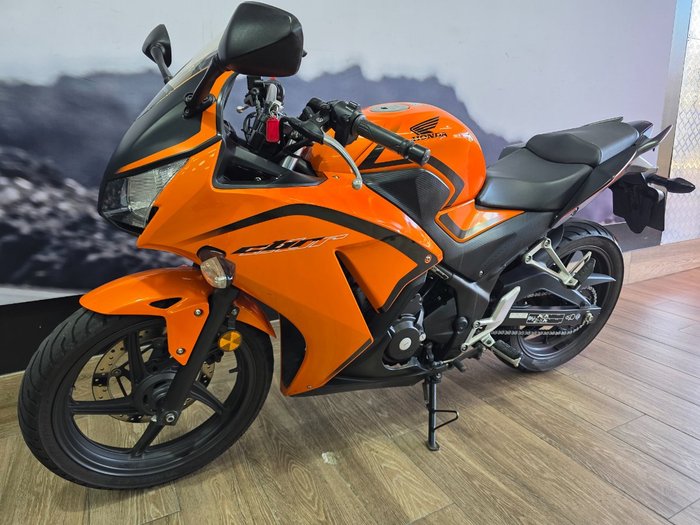 2016 Honda CBR300R ORANGE
