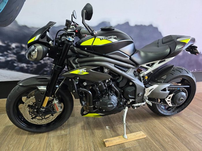 2020 Triumph SPEED TRIPLE RS Black