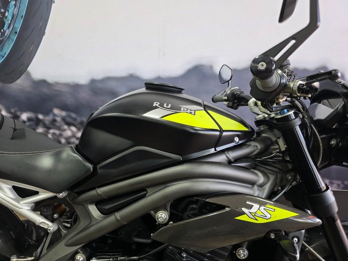 2020 Triumph SPEED TRIPLE RS Black