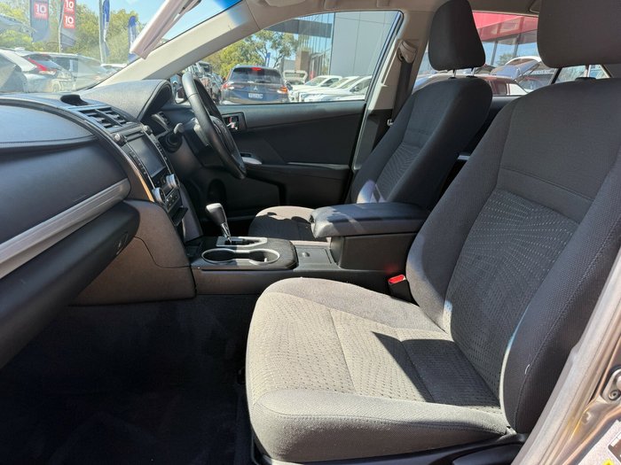 2017 Toyota Camry Atara S