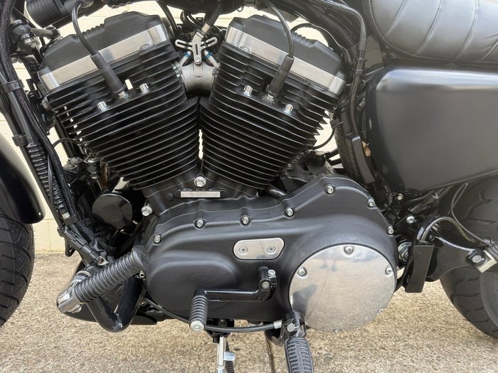 2014 Harley-Davidson Iron 883 (XL883N) Sportster Black