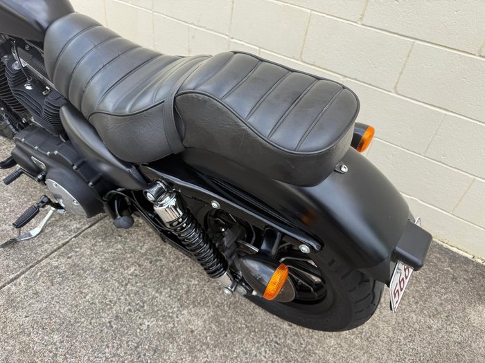 2014 Harley-Davidson Iron 883 (XL883N) Sportster Black