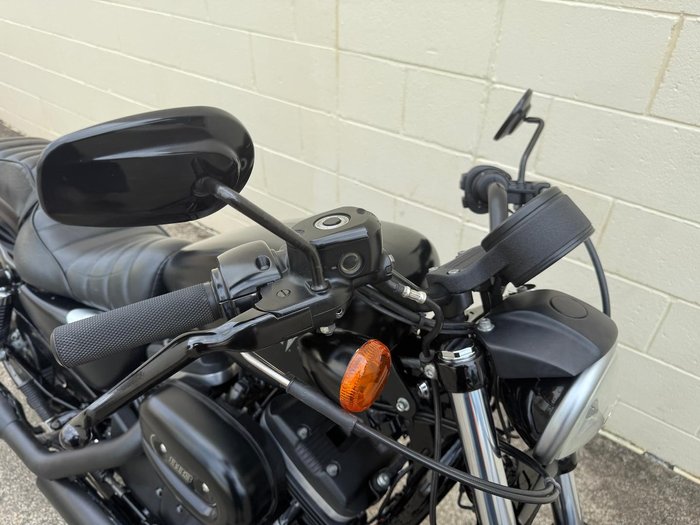 2014 Harley-Davidson Iron 883 (XL883N) Sportster Black