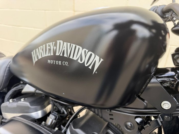 2014 Harley-Davidson Iron 883 (XL883N) Sportster Black