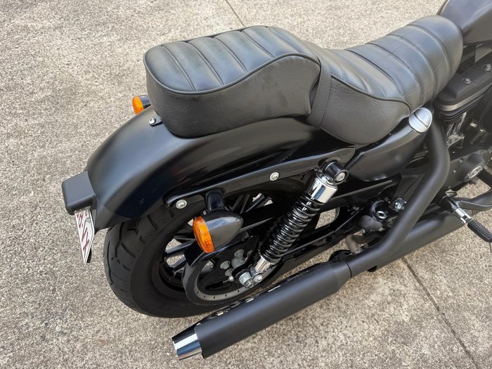 2014 Harley-Davidson Iron 883 (XL883N) Sportster Black