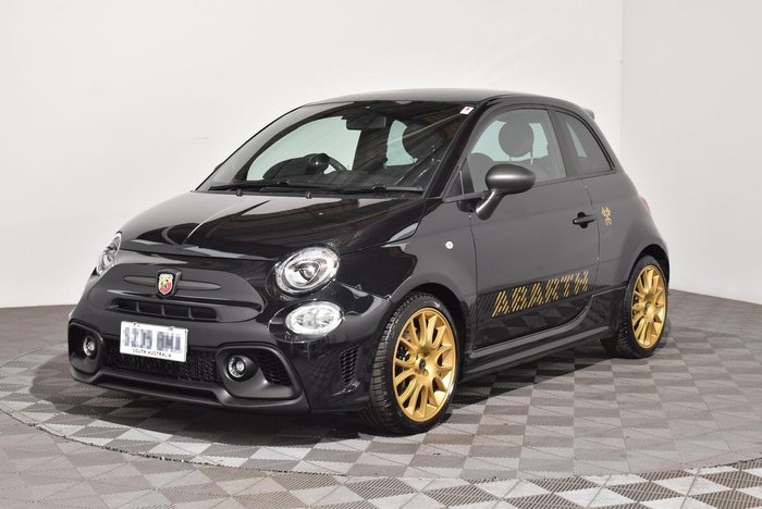 2024 Abarth 695 75 Anniversario