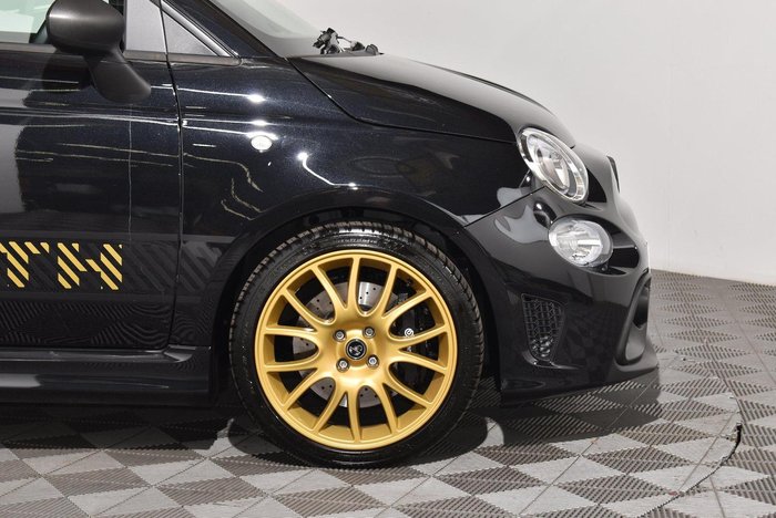 2024 Abarth 695 75 Anniversario