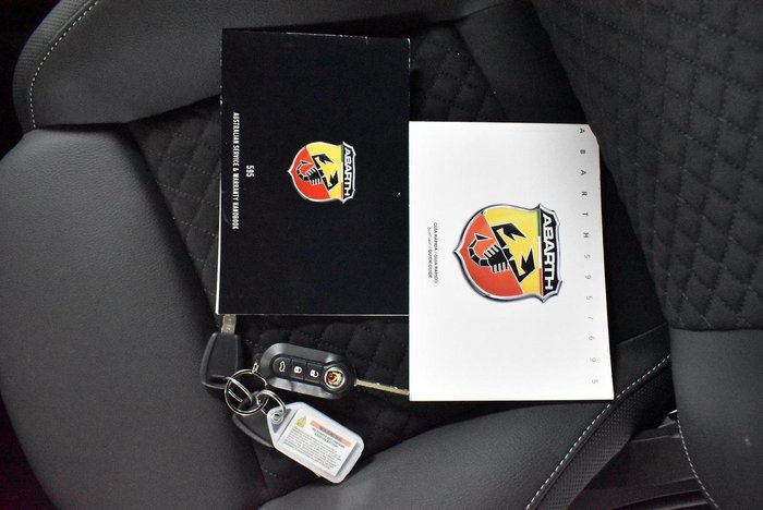 2024 Abarth 695 75 Anniversario