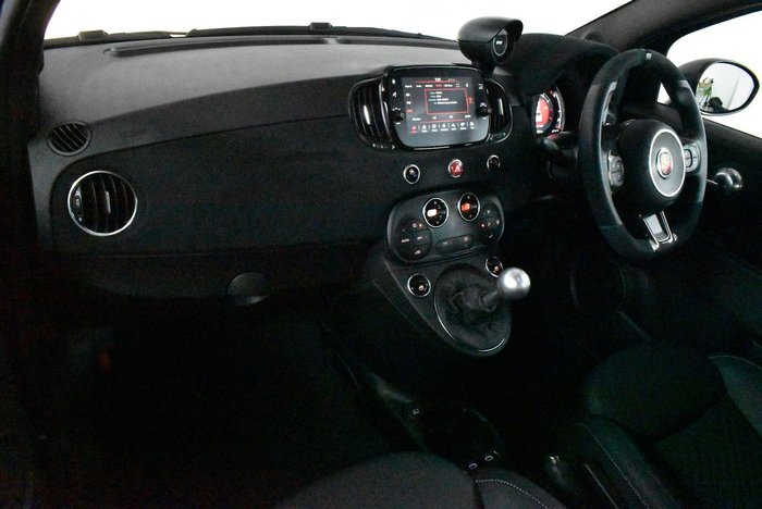 2024 Abarth 695 75 Anniversario