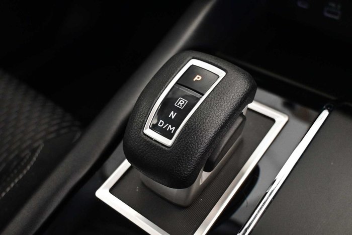 2024 Mitsubishi Outlander ES