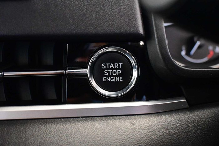 2024 Mitsubishi Outlander ES