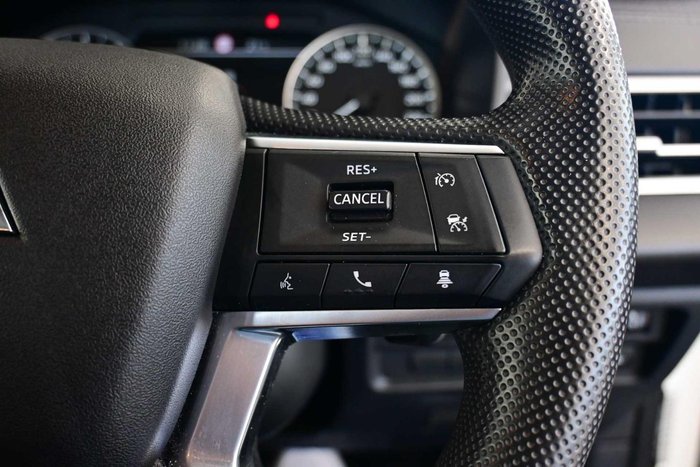 2024 Mitsubishi Outlander ES