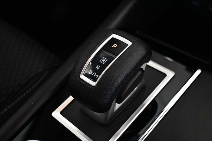 2024 Mitsubishi Outlander ES