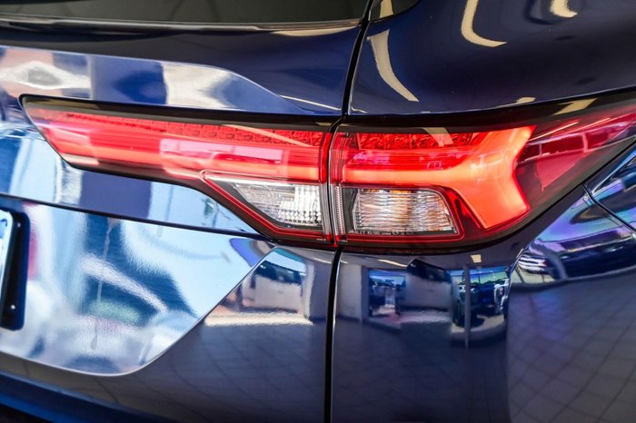 2024 Mitsubishi Outlander ES