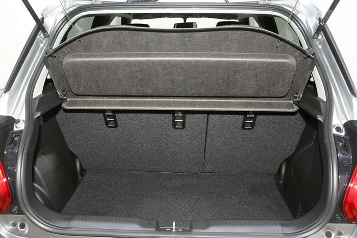 2021 Suzuki Swift GL Navigator